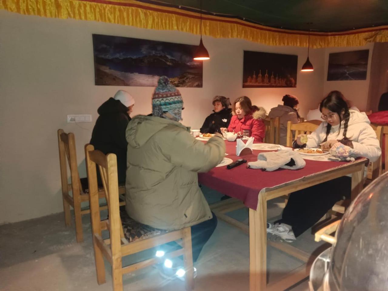 Mystic Pangong Hotel Spangmik Ngoại thất bức ảnh